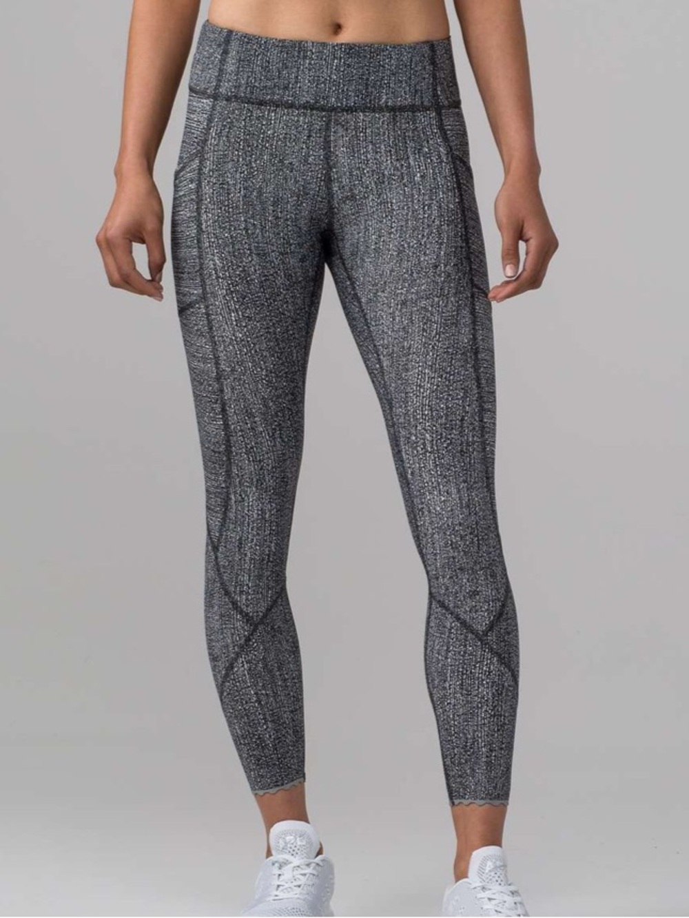 Lululemon Tight Stuff Tight II (25") Salt Alpine White Black